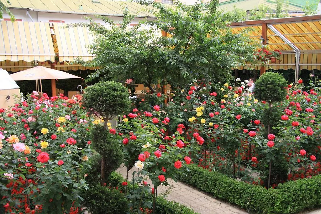 Marshal Hotel Bükreş